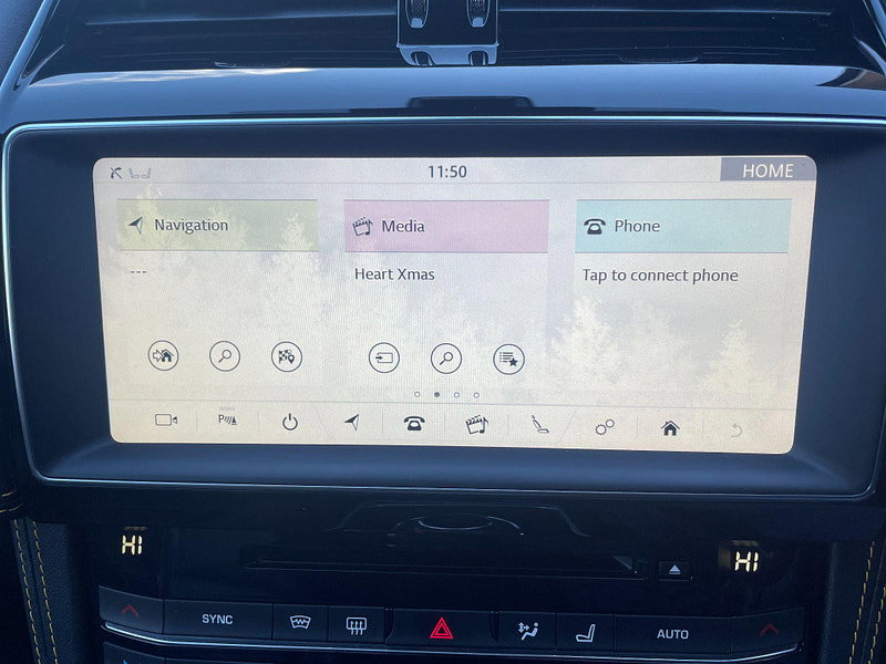 Jaguar F-PACE 2.0 P300 300 Sport Auto AWD Euro 6 (s/s) 5dr