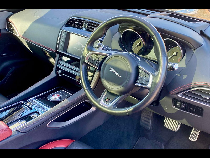 Jaguar F-PACE 3.0 V6 S Auto AWD Euro 6 (s/s) 5dr