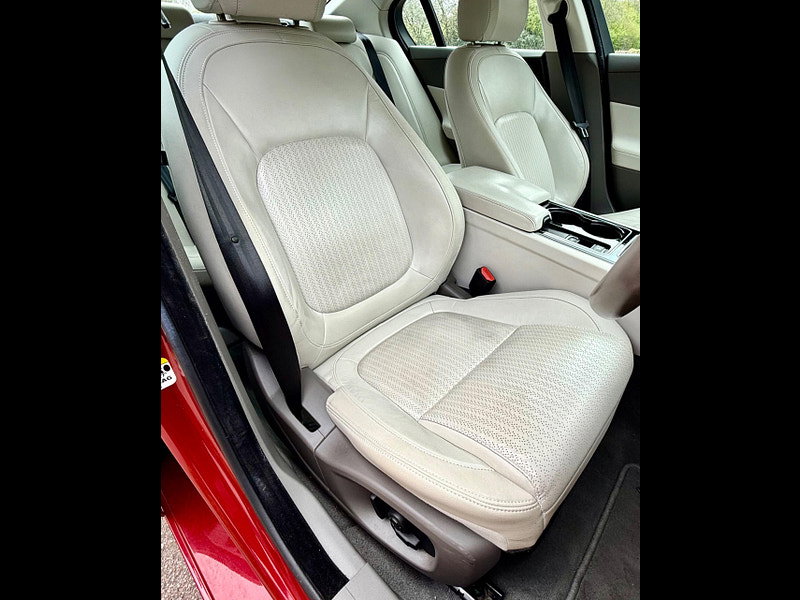 Jaguar XE 2.0 GTDi Portfolio Auto Euro 6 (s/s) 4dr