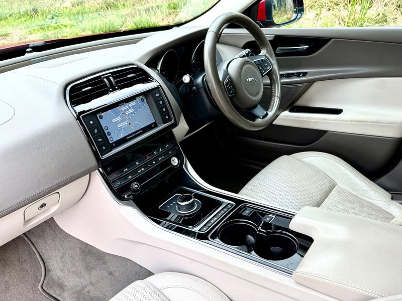 Jaguar XE 2.0 GTDi Portfolio Auto Euro 6 (s/s) 4dr