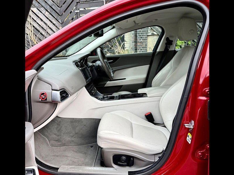 Jaguar XE 2.0 GTDi Portfolio Auto Euro 6 (s/s) 4dr