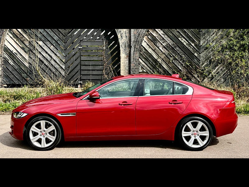 Jaguar XE 2.0 GTDi Portfolio Auto Euro 6 (s/s) 4dr