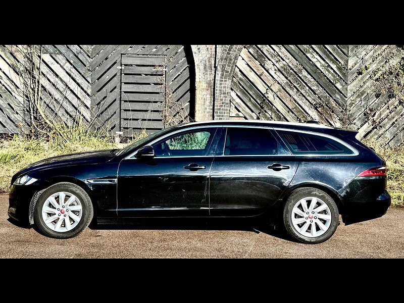 Jaguar XF 2.0d Prestige Sportbrake Auto AWD Euro 6 (s/s) 5dr