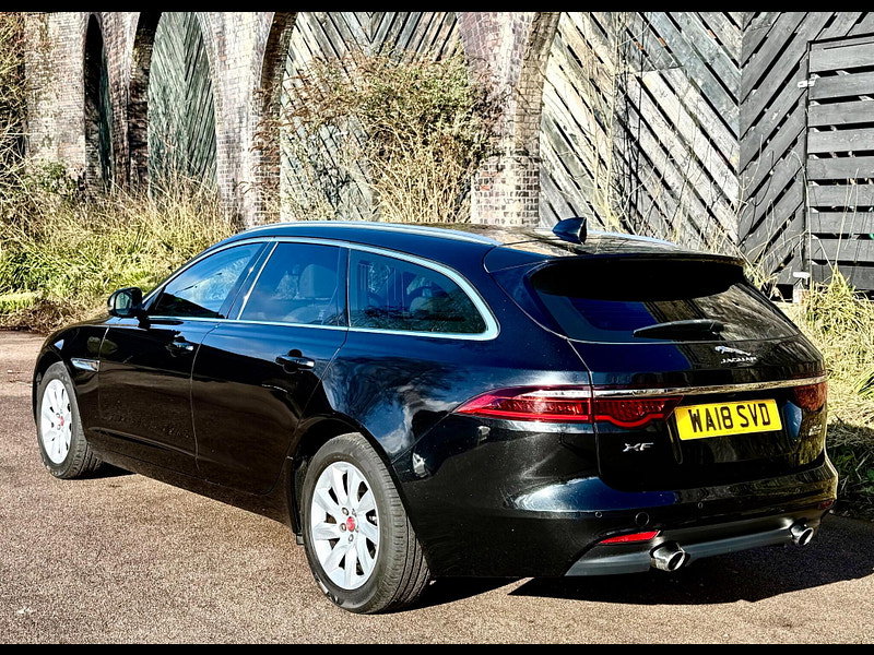 Jaguar XF 2.0d Prestige Sportbrake Auto AWD Euro 6 (s/s) 5dr