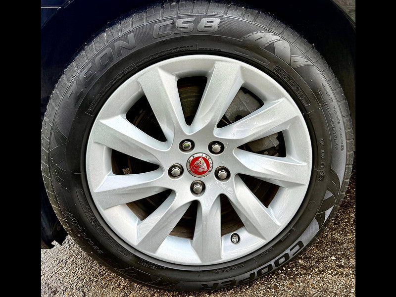 Jaguar XF 2.0d Prestige Sportbrake Auto AWD Euro 6 (s/s) 5dr