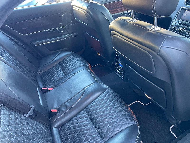 Jaguar XJ 3.0d V6 Portfolio Auto Euro 6 (s/s) 4dr