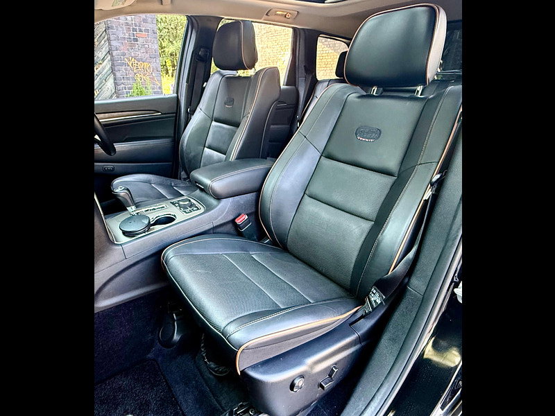 Jeep Grand Cherokee 5.7 OVERLAND SUMMIT SUV Petrol Auto 4WD