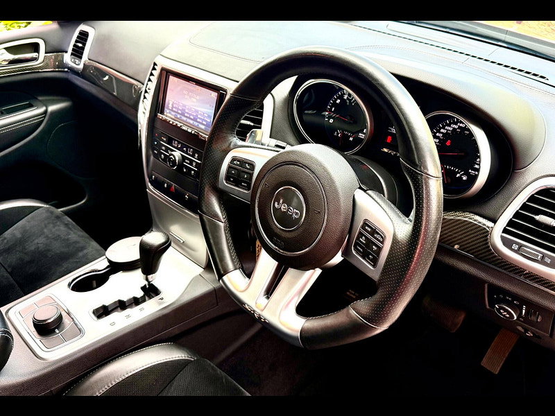Jeep Grand Cherokee 6.4 SRT8 Auto 4WD 5dr