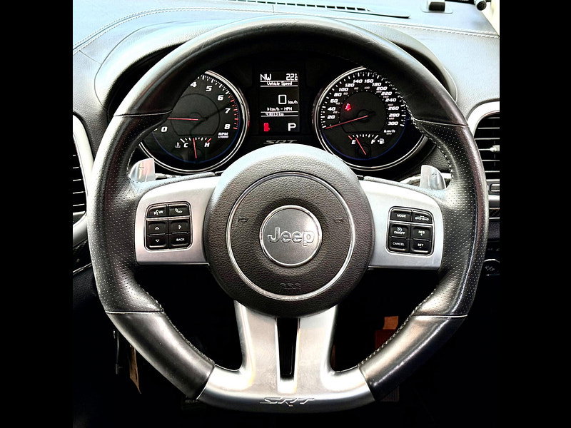 Jeep Grand Cherokee 6.4 SRT8 Auto 4WD 5dr