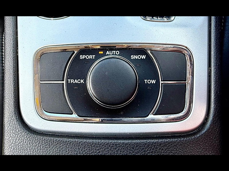 Jeep Grand Cherokee 6.4 SRT8 Auto 4WD 5dr
