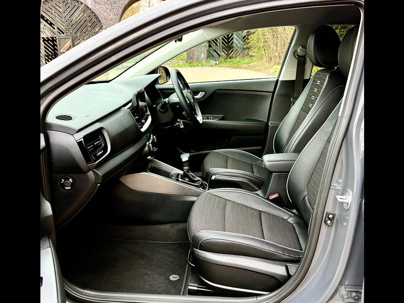 Kia Stonic 1.0 T-GDi MHEV GT-Line DCT Euro 6 (s/s) 5dr
