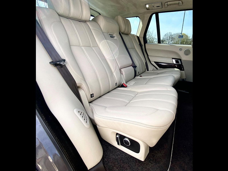 Land Rover Range Rover 4.4 SD V8 Autobiography Auto 4WD Euro 6 (s/s) 5dr