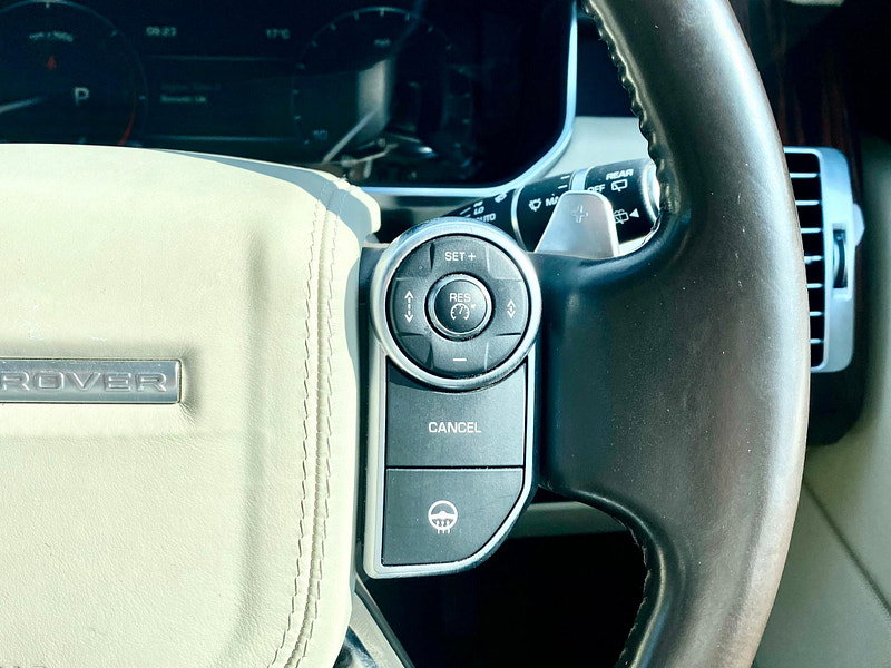 Land Rover Range Rover 4.4 SD V8 Autobiography Auto 4WD Euro 6 (s/s) 5dr