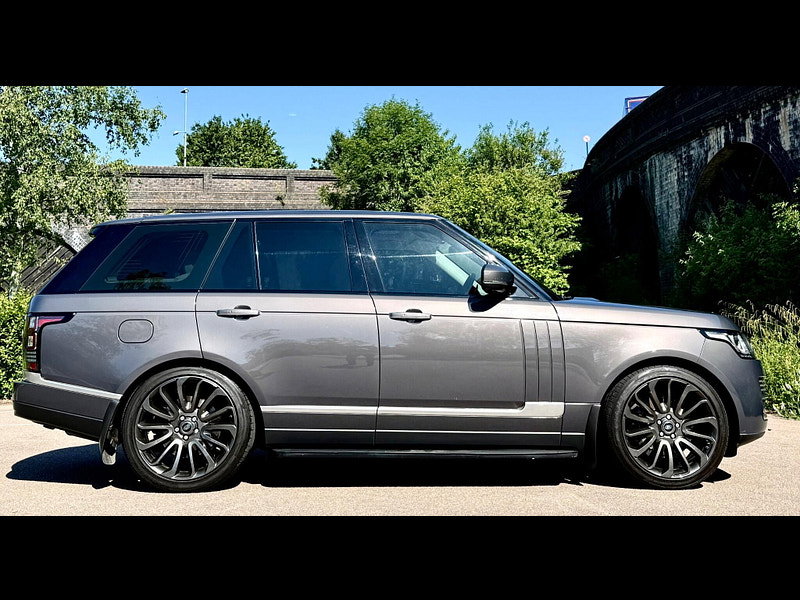Land Rover Range Rover 4.4 SD V8 Autobiography Auto 4WD Euro 6 (s/s) 5dr
