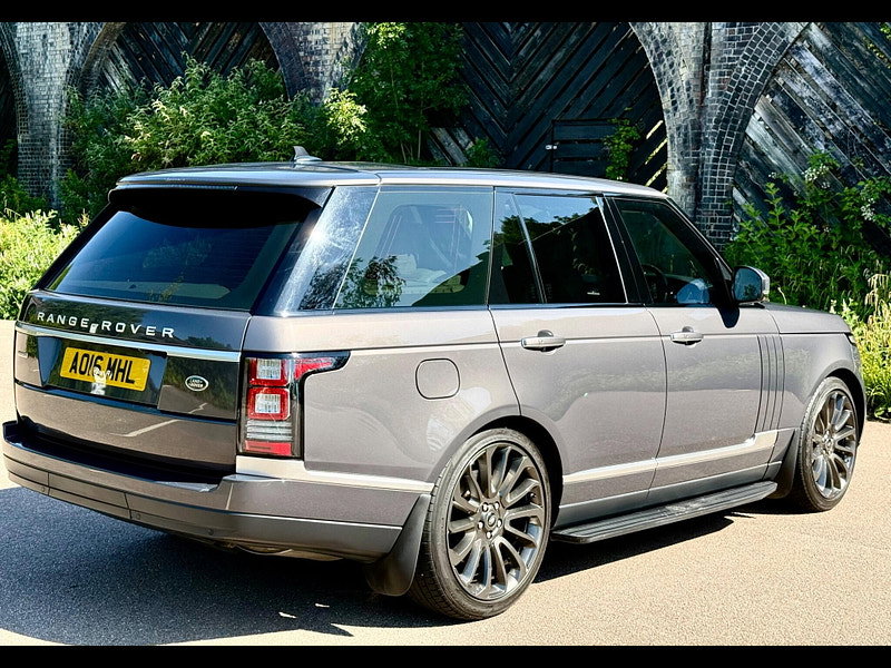 Land Rover Range Rover 4.4 SD V8 Autobiography Auto 4WD Euro 6 (s/s) 5dr