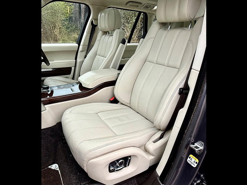 Land Rover Range Rover 4.4 SD V8 Autobiography Auto 4WD Euro 6 (s/s) 5dr