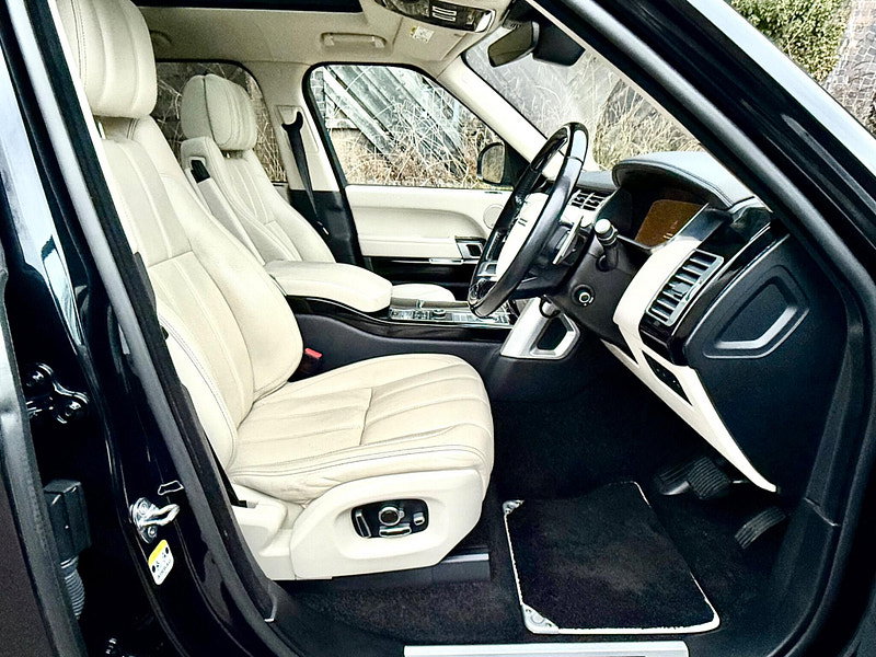 Land Rover Range Rover 4.4 SD V8 Autobiography Auto 4WD Euro 6 (s/s) 5dr
