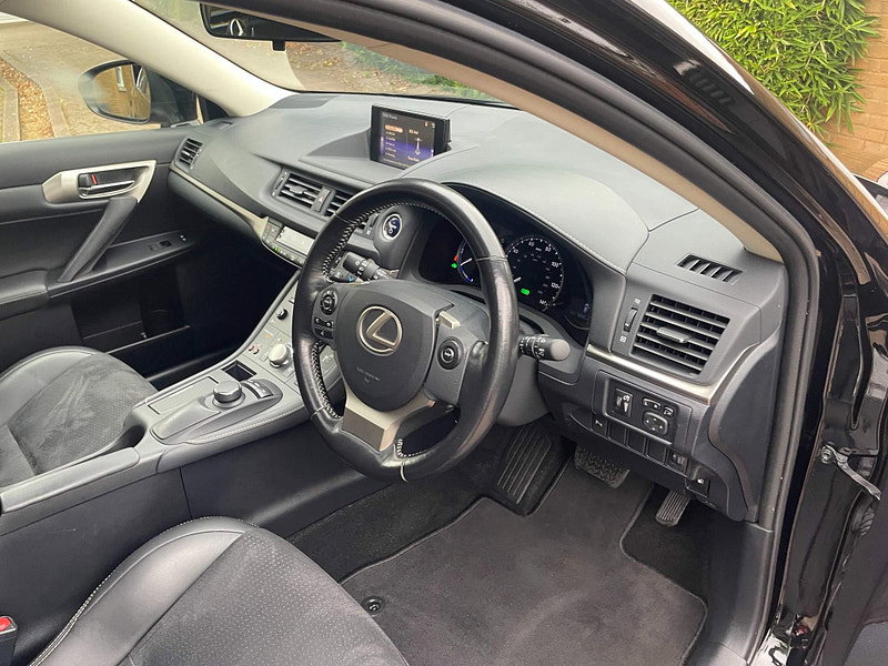 Lexus CT 1.8 200h Sport CVT Euro 6 (s/s) 5dr