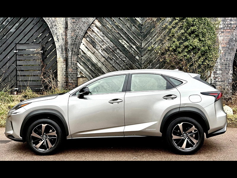 Lexus NX 2.5 300h Sport E-CVT 4WD Euro 6 (s/s) 5dr