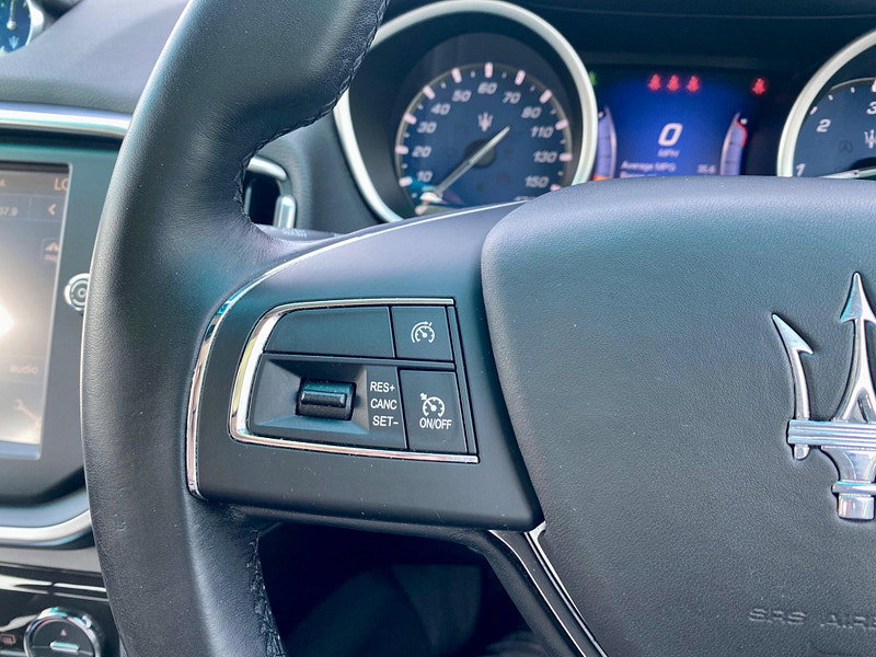 Maserati Ghibli 3.0D V6 ZF Euro 5 (s/s) 4dr