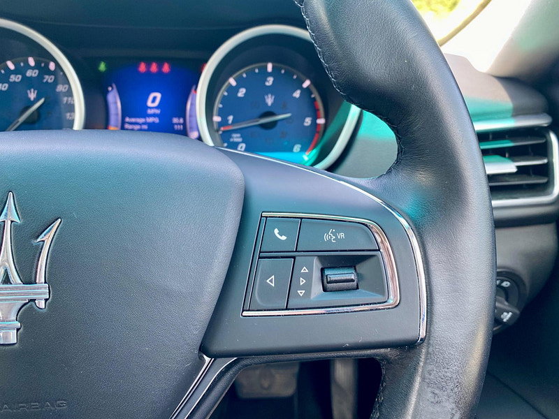 Maserati Ghibli 3.0D V6 ZF Euro 5 (s/s) 4dr