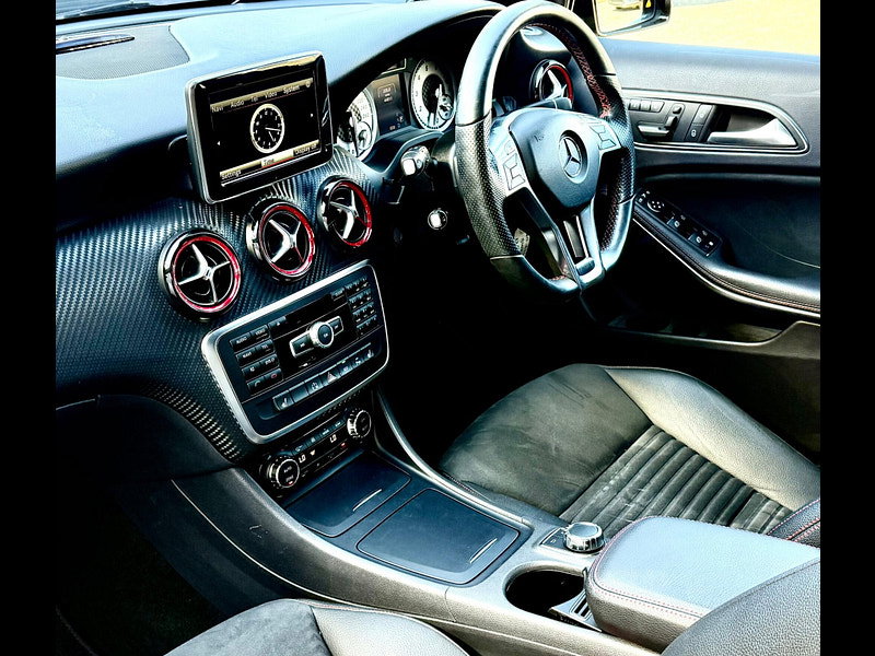 Mercedes-Benz A Class 2.0 A250 AMG Sport 7G-DCT 5dr
