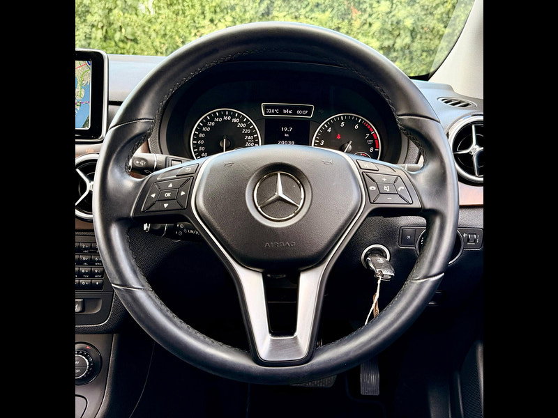 Mercedes-Benz B Class 1.6 Petrol B180  MPV CVT 5dr