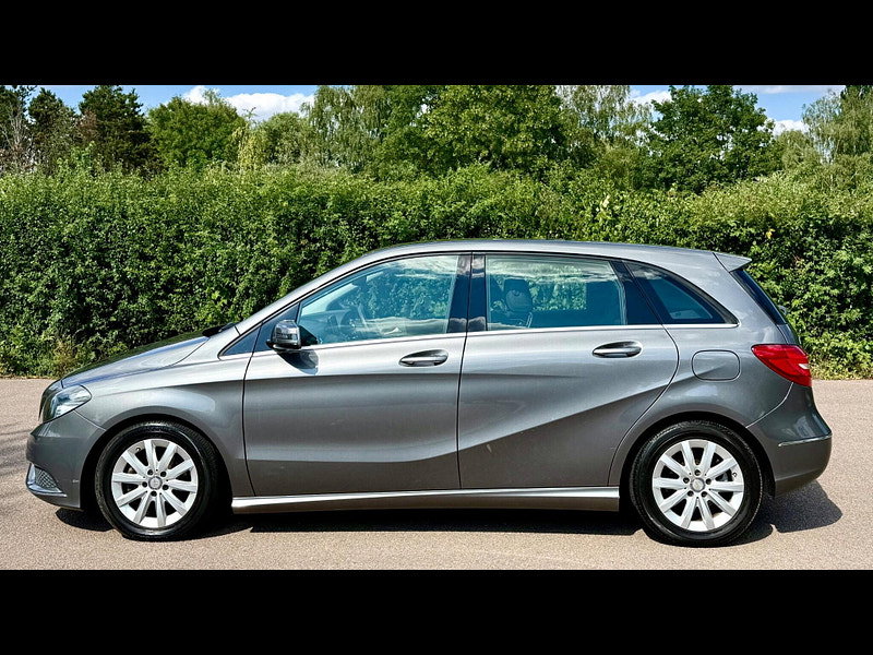 Mercedes-Benz B Class 1.6 Petrol B180  MPV CVT 5dr