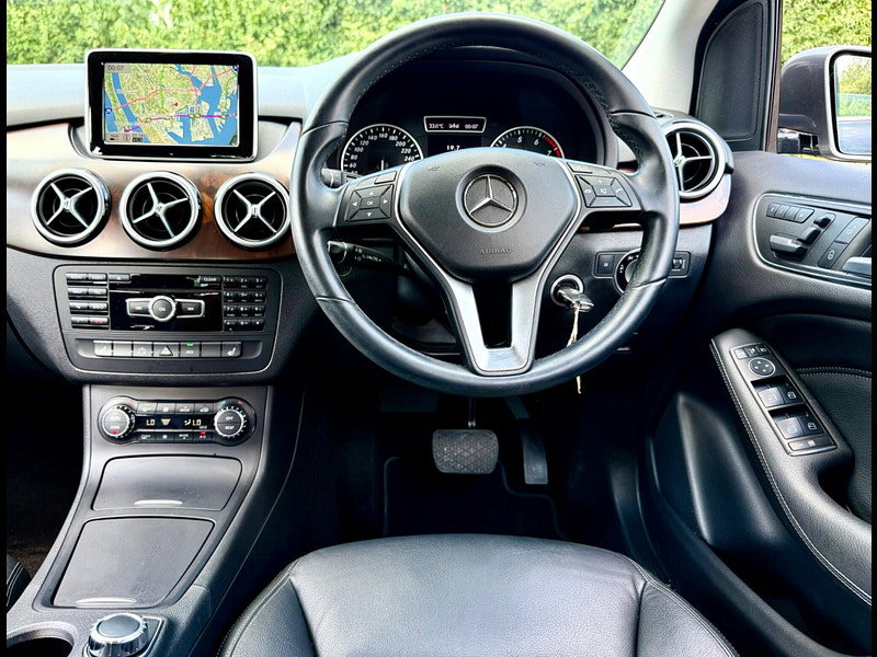 Mercedes-Benz B Class 1.6 Petrol B180  MPV CVT 5dr