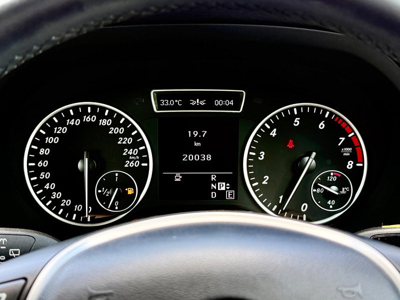 Mercedes-Benz B Class 1.6 Petrol B180  MPV CVT 5dr