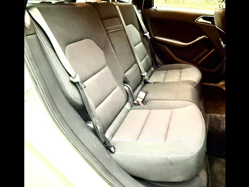 Mercedes-Benz B Class 1.6 B180 BlueEff SE MPV 5dr Petrol DCT