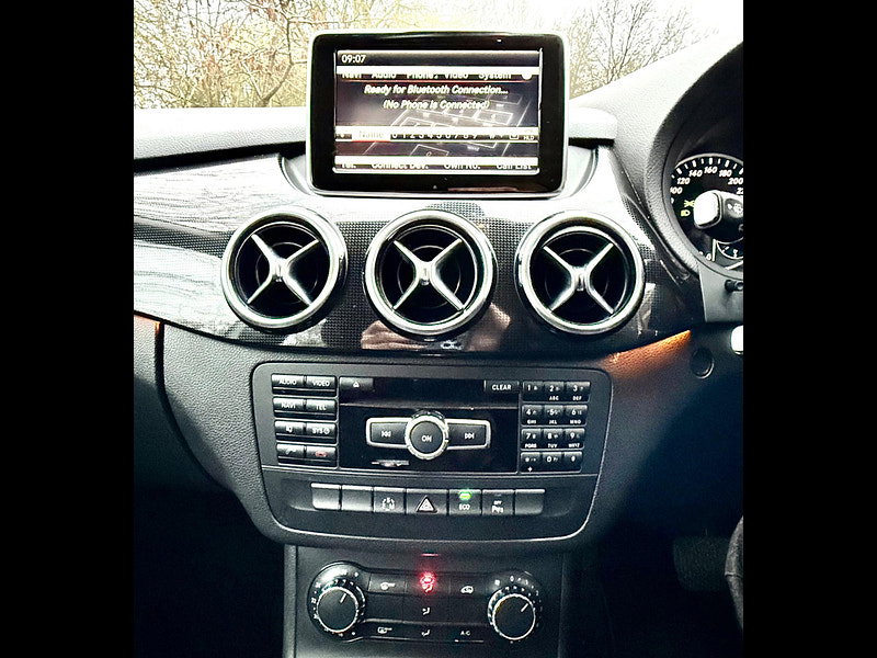 Mercedes-Benz B Class 1.6 B180 BlueEff SE MPV 5dr Petrol DCT