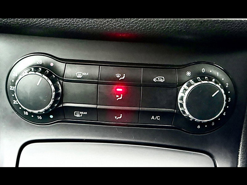 Mercedes-Benz B Class 1.6 B180 BlueEff SE MPV 5dr Petrol DCT