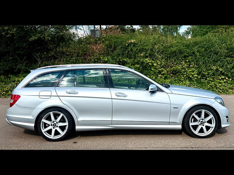 Mercedes-Benz C Class 2.1 C220 CDI BlueEfficiency Sport G-Tronic+ Euro 5 (s/s) 5dr
