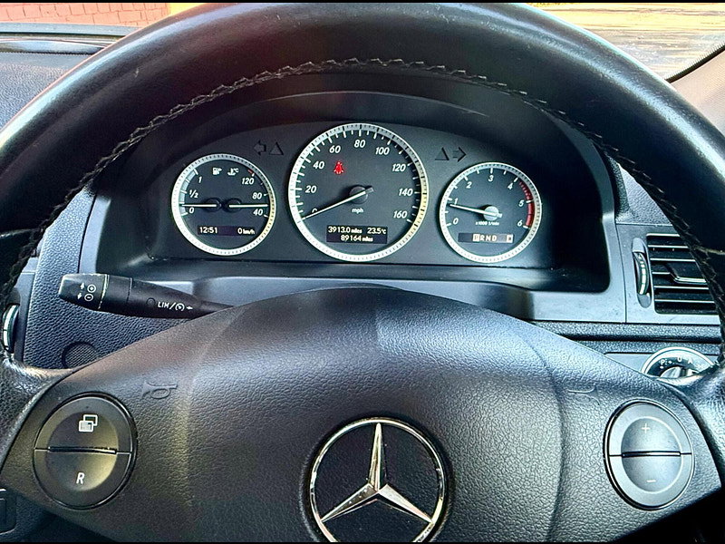 Mercedes-Benz C Class 2.1 C220 CDI SE Auto Euro 4 4dr