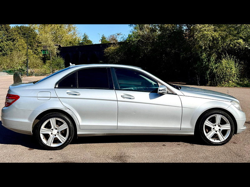 Mercedes-Benz C Class 2.1 C220 CDI SE Auto Euro 4 4dr
