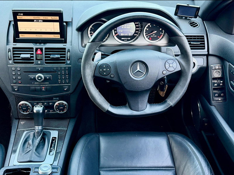 Mercedes-Benz C Class 6.3 C63 V8 AMG Performance 4dr