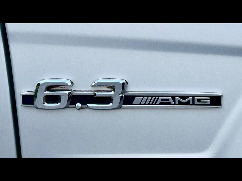 Mercedes-Benz C Class 6.3 C63 V8 AMG Performance 4dr
