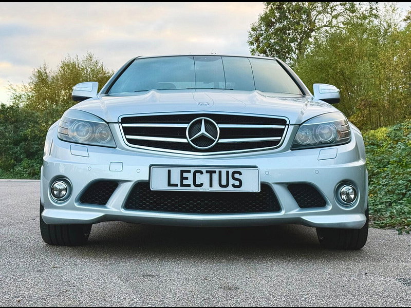 Mercedes-Benz C Class 6.3 C63 V8 AMG Performance 4dr