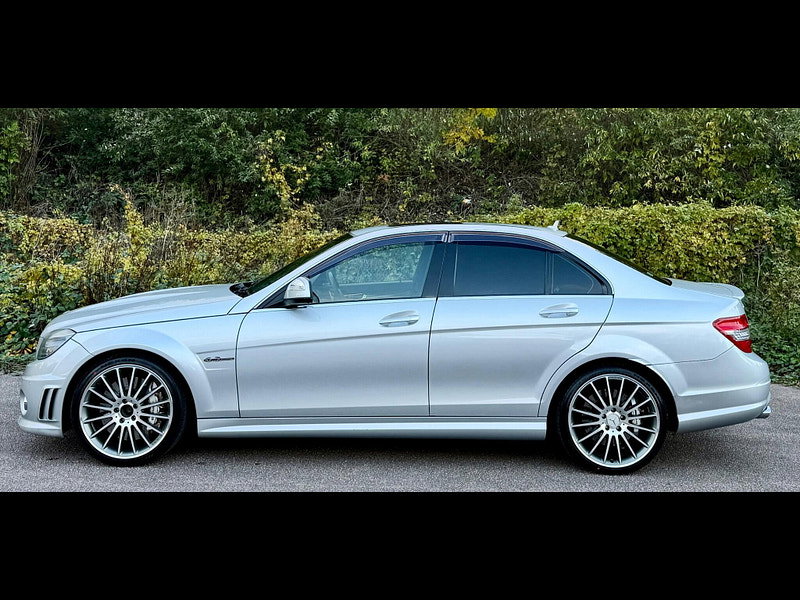 Mercedes-Benz C Class 6.3 C63 V8 AMG Performance 4dr