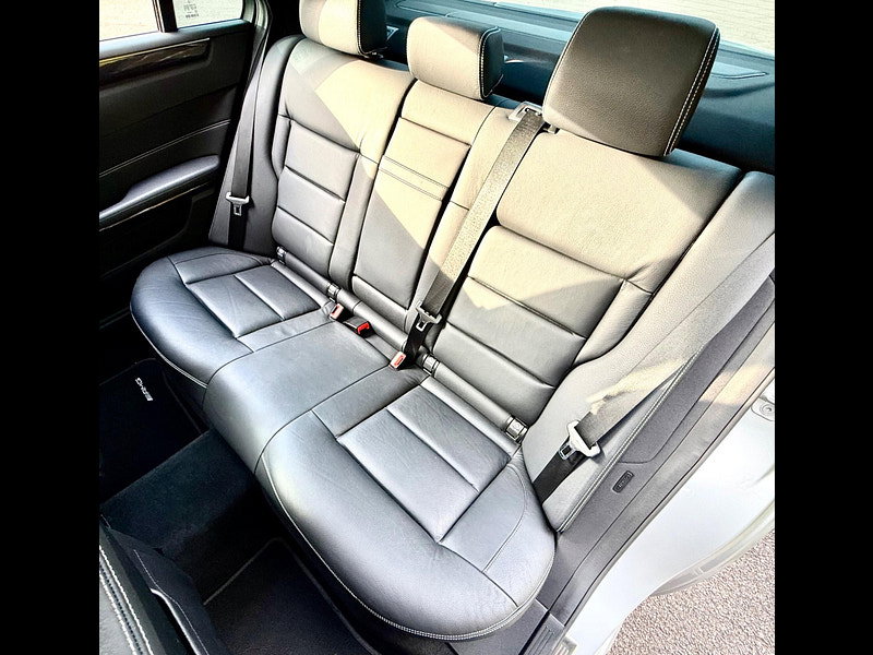 Mercedes-Benz E Class 3.5 E300 AMG Sport G-Tronic+ (s/s) 4dr