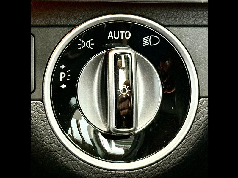 Mercedes-Benz E Class 3.5 E300 AMG Sport G-Tronic+ (s/s) 4dr