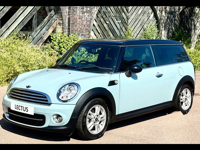MINI Clubman 1.6 Cooper Auto 5dr
