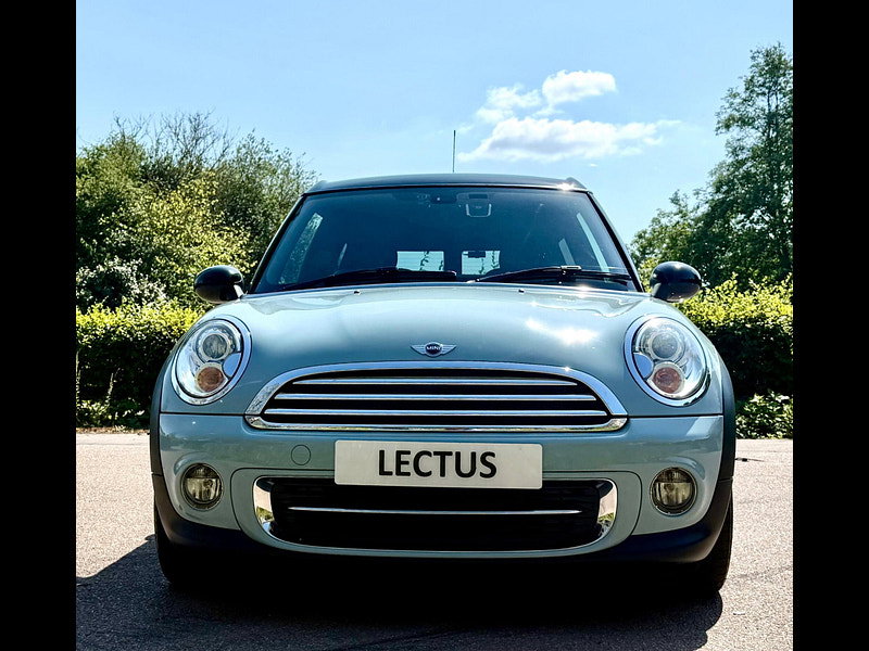 MINI Clubman 1.6 Cooper Auto 5dr
