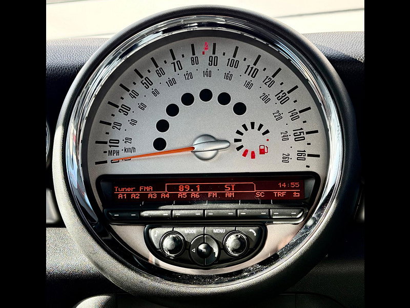 MINI Clubman 1.6 Cooper Auto 5dr