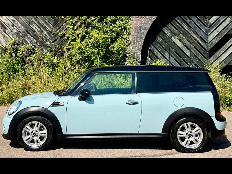 MINI Clubman 1.6 Cooper Auto 5dr