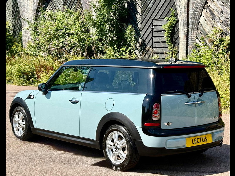 MINI Clubman 1.6 Cooper Auto 5dr