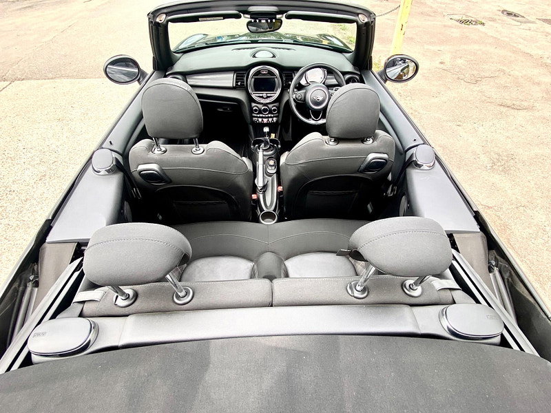 MINI Convertible 1.5 Cooper Euro 6 (s/s) 2dr