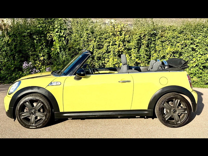 MINI Convertible 1.6 Cooper S Convertible 2dr Petrol Manual Euro 4 (170 ps)