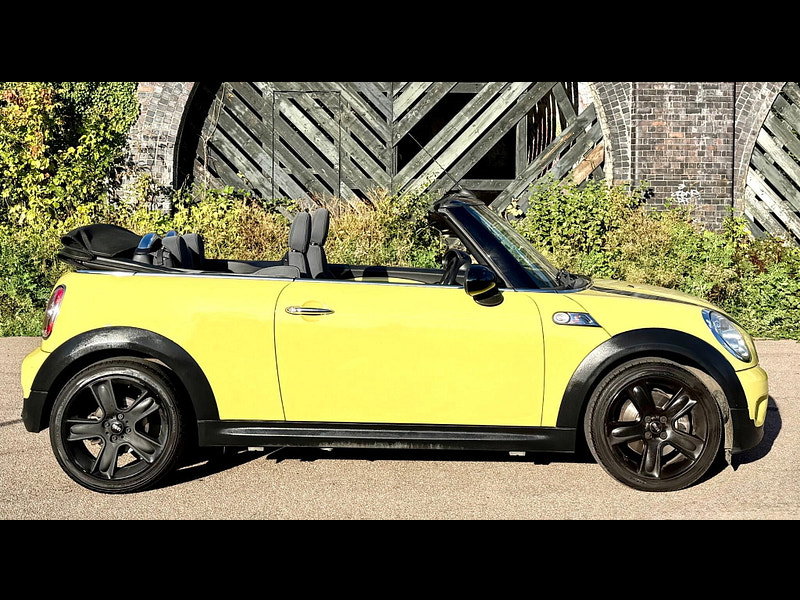 MINI Convertible 1.6 Cooper S Convertible 2dr Petrol Manual Euro 4 (170 ps)